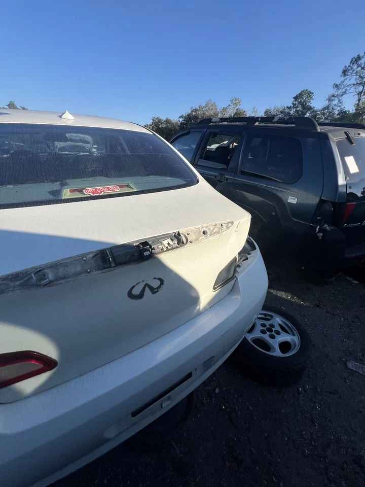07-13 INFINITI G35 SEDAN REAR TRUNK LID OEM - Trunk Only - Image 4 of 4