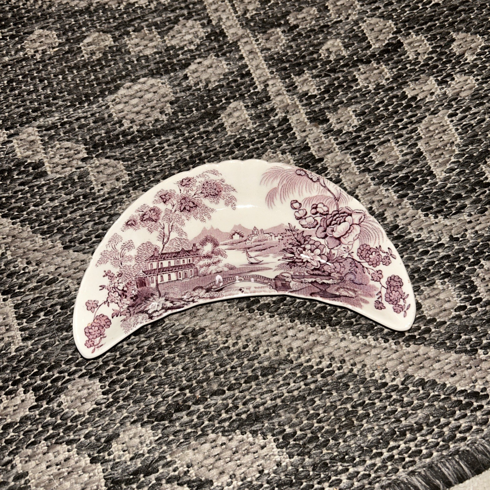 Clarice Cliff Purple Plum Royal Staffordshire Tonquin Bone Dish