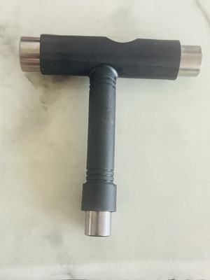 Skateboard Roller Skate T-TOOL Multi-Function All In One Wrench PICTURED ITEM