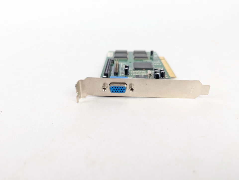 Vintage Graphics Card 3DLabs Permedia 2V PCI 8 MB SGRAM Retro PC RARE - Image 3 of 4