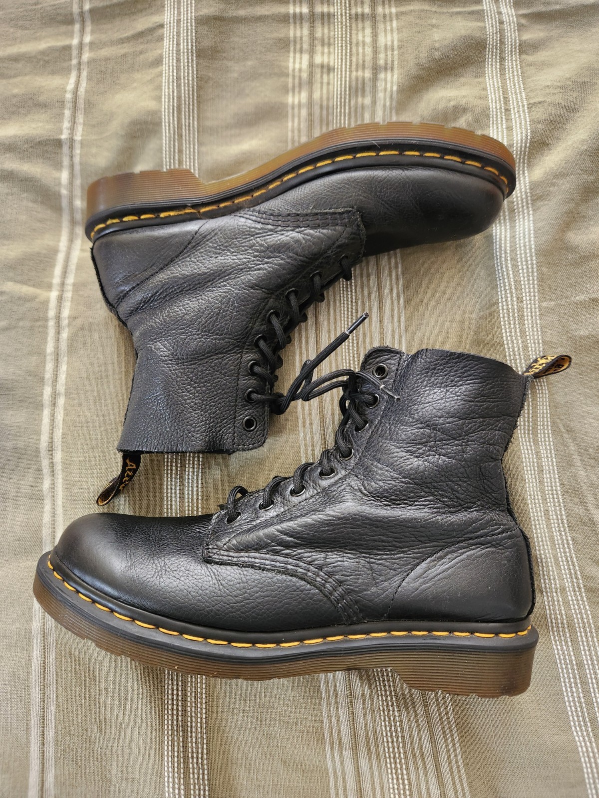 Dr Marten Boots Women 42 10 Pascal Black Leather  thumbnail 3