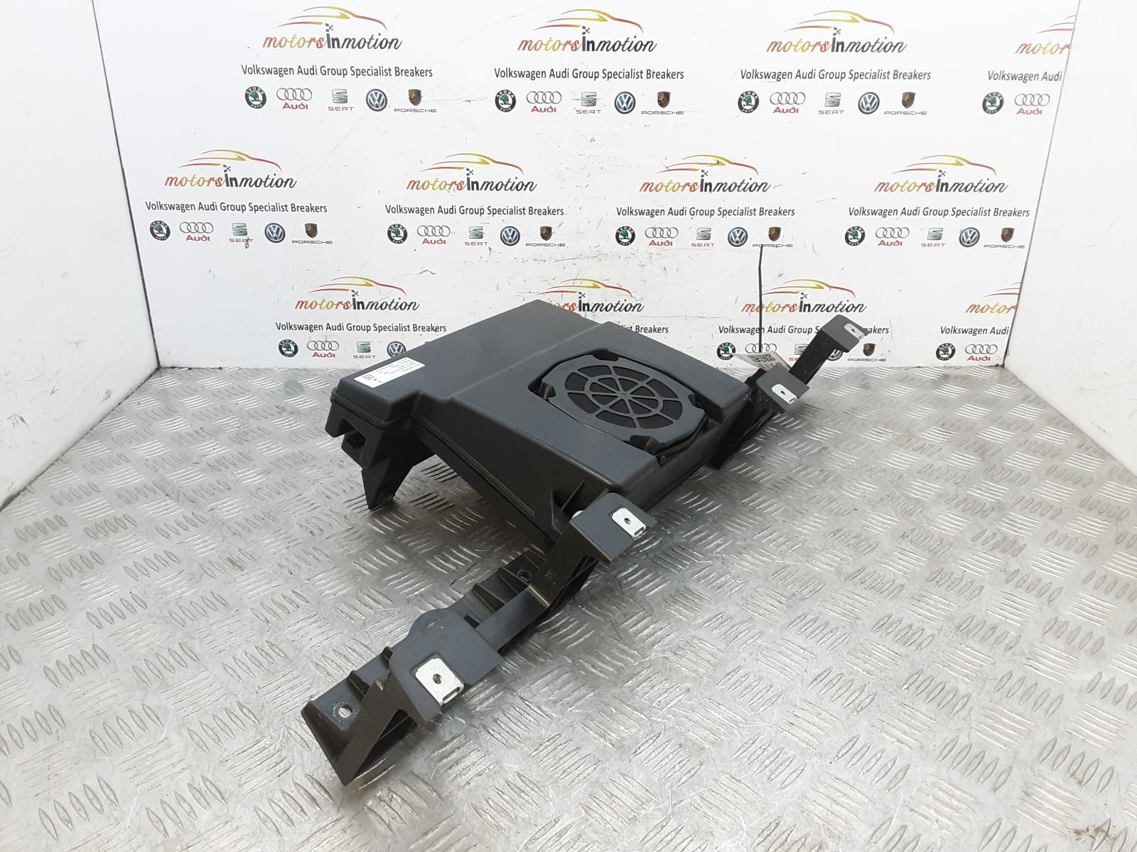 PORSCHE TAYCAN 2022 Rear compartment speaker 9J1035915 | eBay