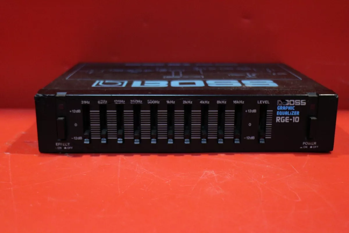 USED BOSS RGE-10 RGE 10 Graphic Equalizer Micro Rack Series Roland U1756  221012