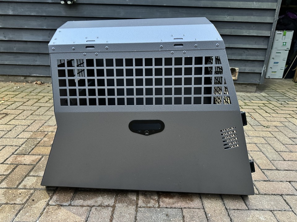 TRANS K9 B36 DOG CRATE eBay
