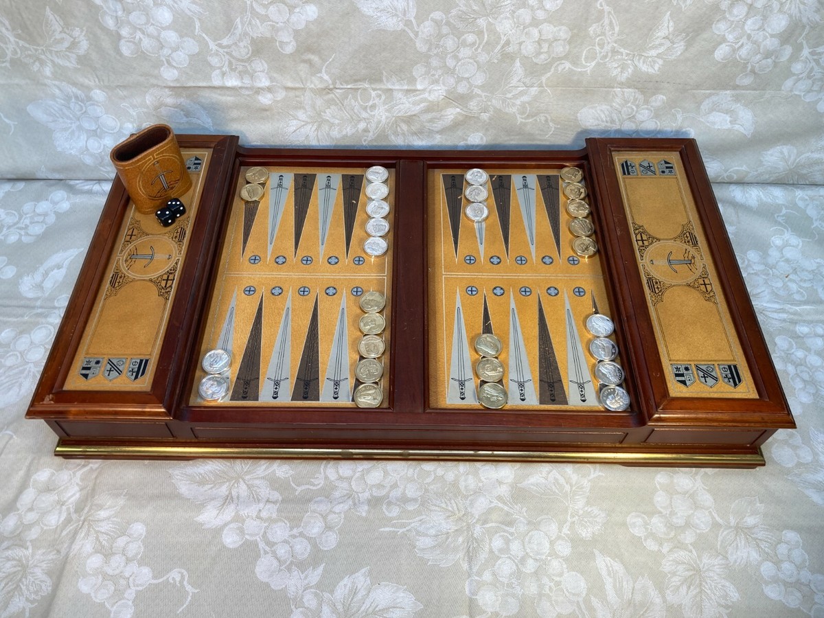 フランクリンミント　紙幣コレクション58枚セット　鍵付木製BOX入 Vtg Franklin Mint Excalibur Backgammon Set w/ Metal Embossed Game