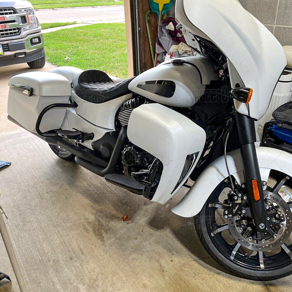 Saddlebag Guard Highway Crash Bar Kit For Indian Challenger Dark