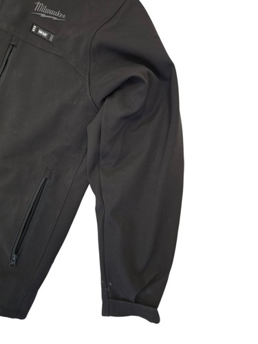 Milwaukee Men's XL M12 12V Tough Shell Black Heated Jacket BROKEN ZIPPER USED - Picture 3 of 19