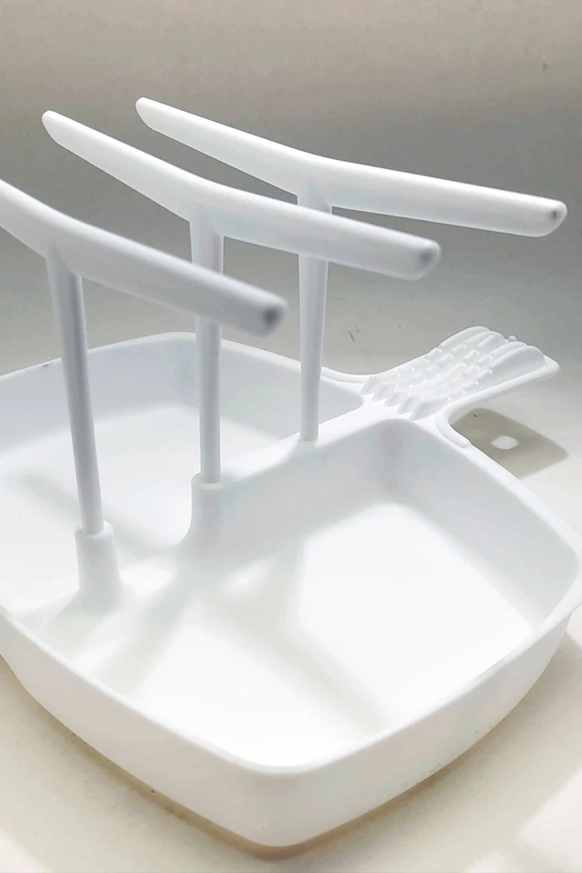 Microwave Bacon Cooking Tray - An Elevated Rack For Crispy Strips in Minutes - Image 3 of 4