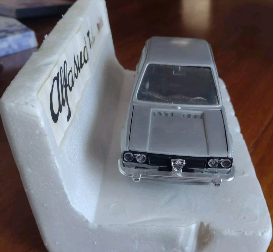 Alfasud T.I. POLISTIL S41 Die-cast Metal 1975 Italy Scala 1/25 Colore Argento  - Immagine 3 di 4