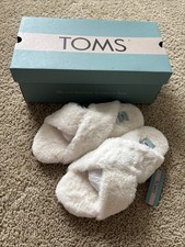 Toms Susie Womens White Slippers Faux Fur Size US 9 New in Box