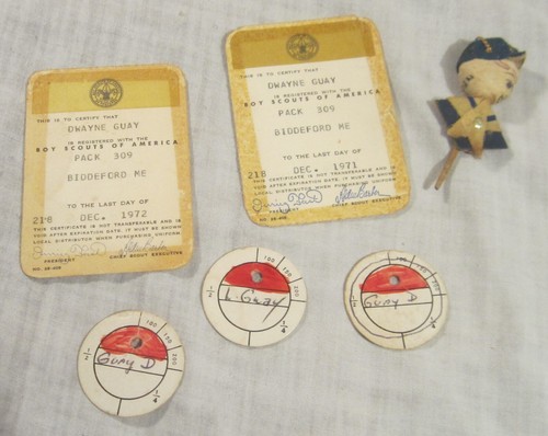 CUB SCOUT SCRAPBOOK -- Biddeford, Maine, 1970's -- Badges, Certificates, Patches - Picture 19 of 19