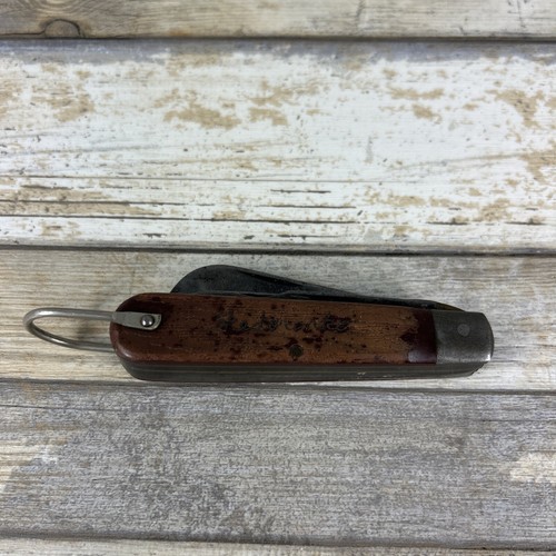 Klein Tools P Chicago USA 3 Blade 3-3/4 inch Folding Pocket Knife - Picture 5 of 6