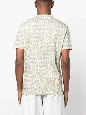VERSACE オルオハロコフリントクルネックTシャツ 【関税込】 VERSACE(ヴェルサーチ) プリントTシャツ A76113 ブラック サイズ