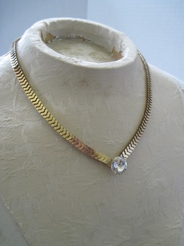 FLAT SNAKE GOLD TONE CHAIN NECKLACE VINTAGE BY JON ST. PAUL FAUX DIAMOND PENDANT - Picture 2 of 12