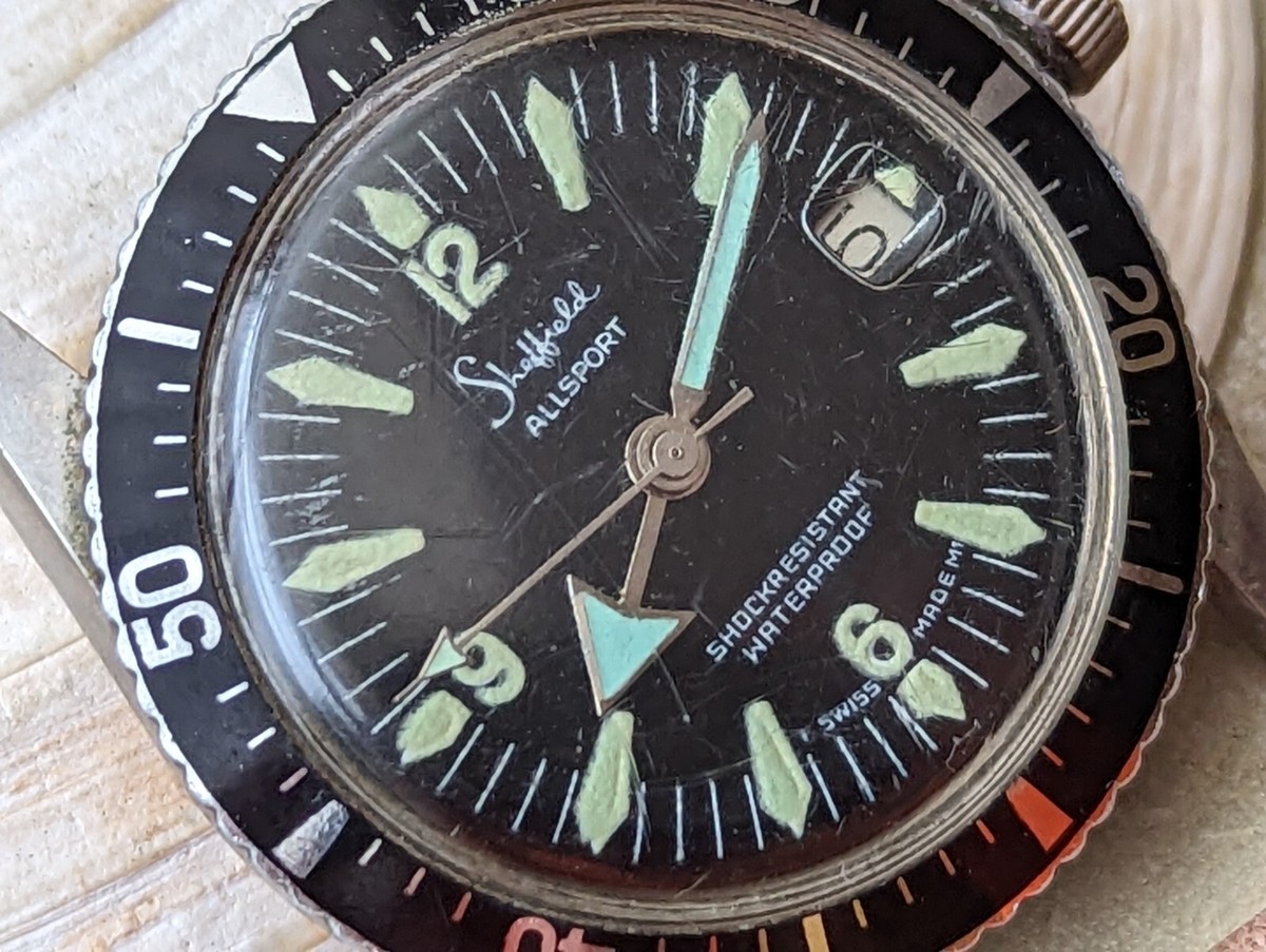 Vintage 1970's Sheffield Allsport 5 ATM Diver w/Fat Font Insert