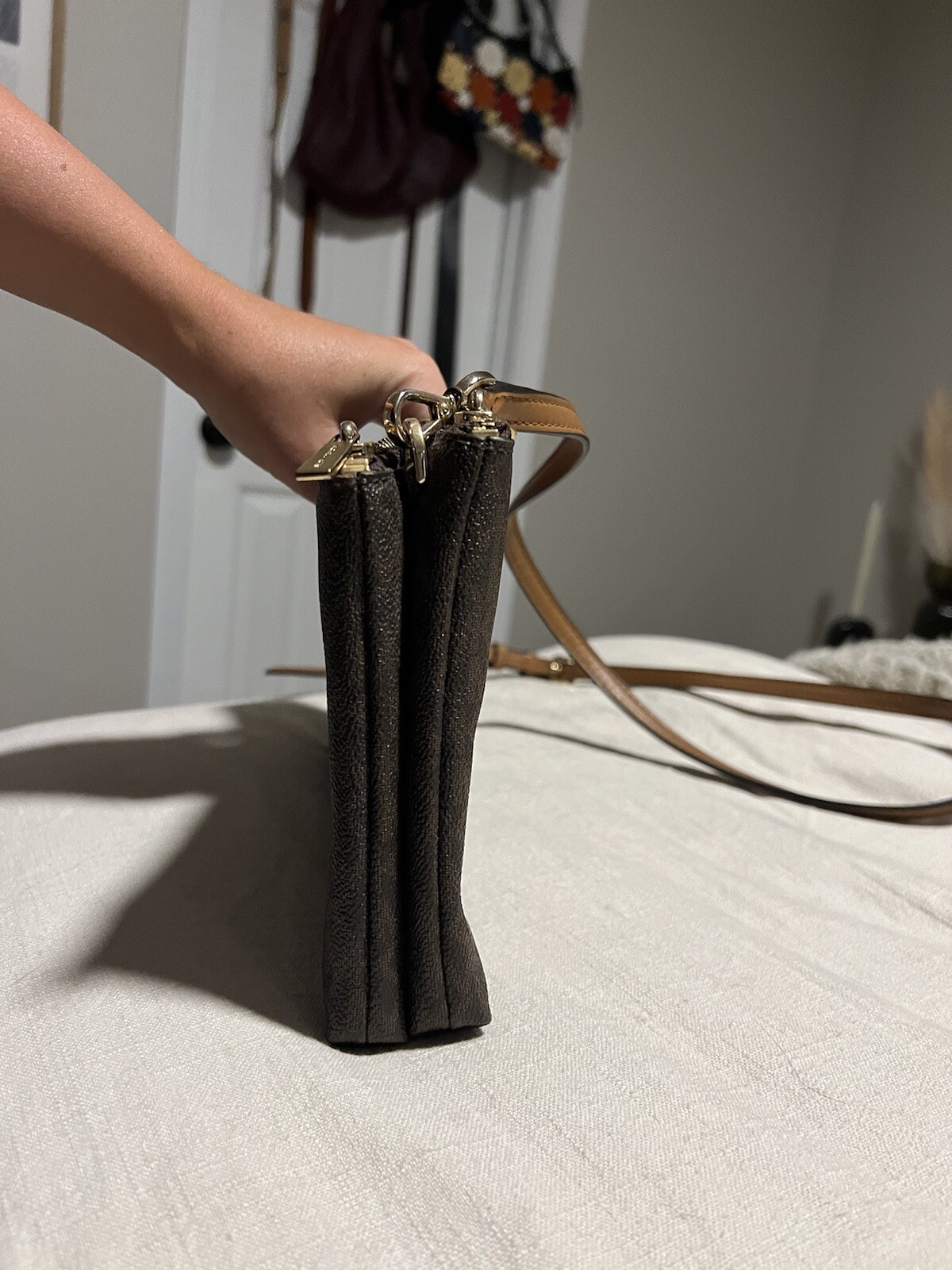 Authentic Michael Kors Crossbody - image 4