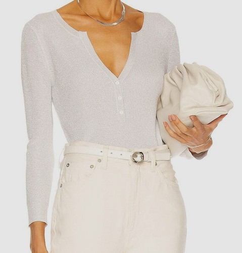 $295 L'Agence Women's Gray Kim Henley Pullover Long-Sleeve V-Neck Sweater Size M