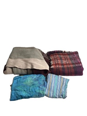 Women s Multiple Scarves In Various Shapes, Sizes , Colors And Brands