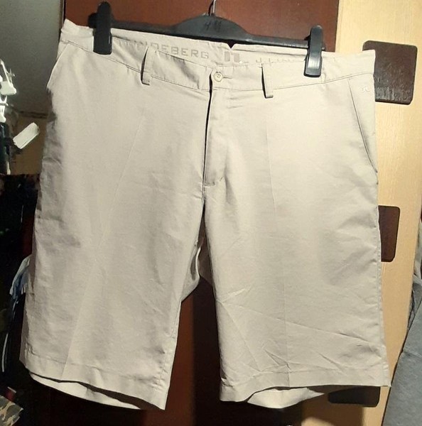 Men J.Lindeberg Shorts Beige 36 / XL / 50