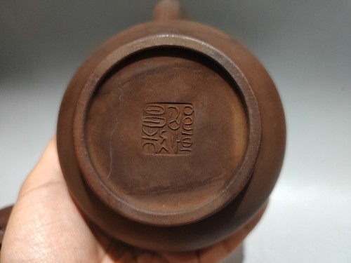 Yixing Teapot Handmade Sand-Fired Pot Kettle Ceramic Zisha Clay Teapot - Picture 6 of 9