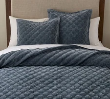 Pottery Barn Velvet Lattice Handcrafted Full/Queen Quilt Cobalt Blue