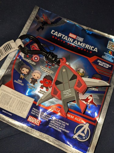 *Redwing* Captain America Brave New World Figural Bag Clip Exclusive Chase - Picture 2 of 2