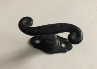 Poignée de serrure de porte avec plaque noire volute fer forgé - Photo 1/2