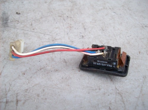 Porsche 968 & 951 944 Turbo Rear Hatch Release Control Switch / 944.613.129.01 ~ - Picture 4 of 6