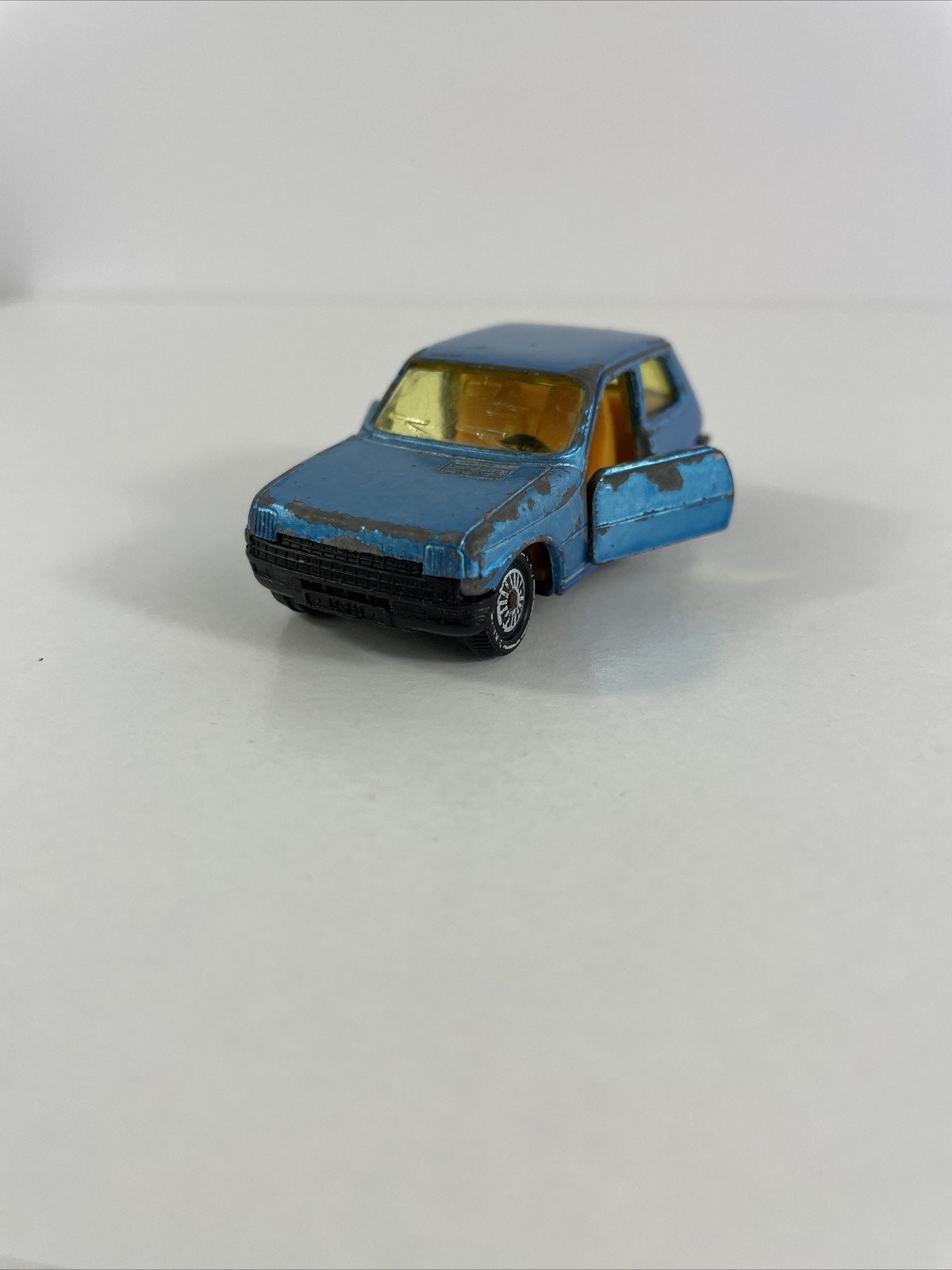 Picture 2 of 11
