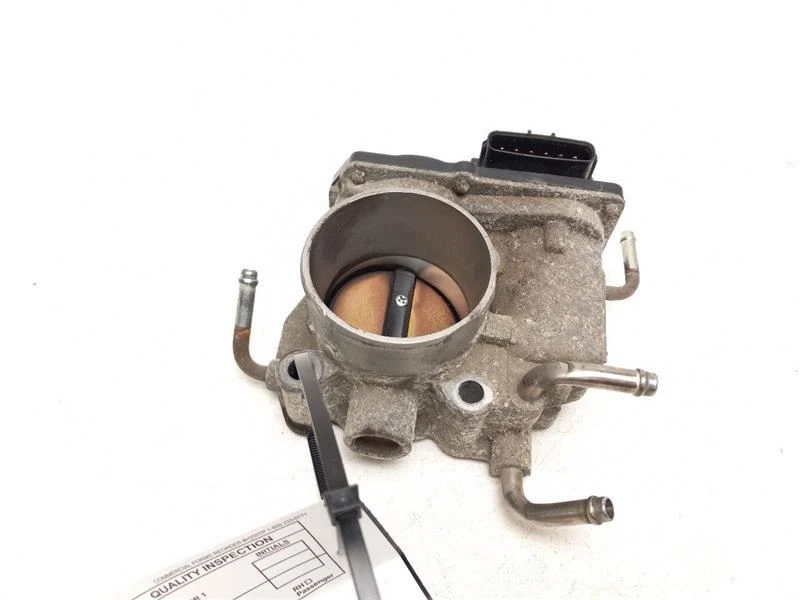 2008-2015 TOYOTA SCION XB THROTTLE BODY - Image 4 of 4