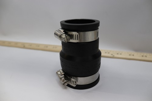 Worldwide Sourcing Flexible Rohrkupplung 1-1/2 x 1-1/4" FC-15125