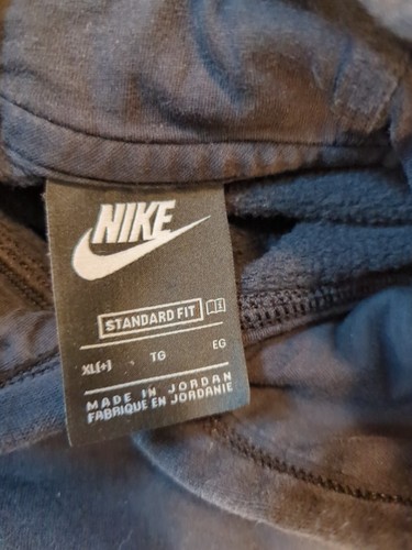 Nike Sportswear Boy's Hoodie Sz XL 20-22 Black Gold Sweater Logo Pullover Pocket - Picture 10 of 15