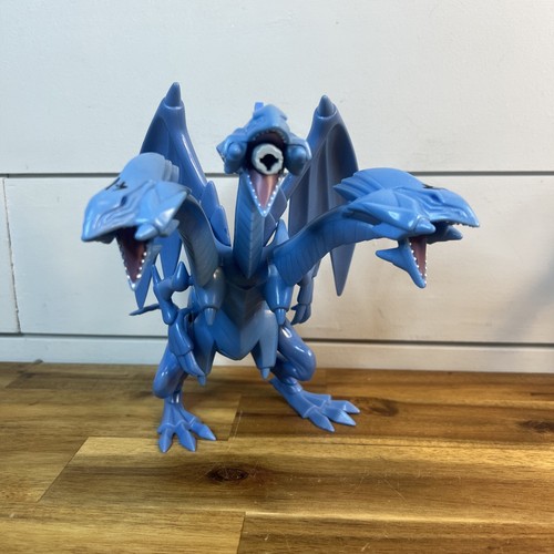 Vintage 1996 Yu-Gi-Oh! Blue Eyes Ultimate Dragon 9" Figure Kazuki Takahashi RARE - Picture 1 of 4