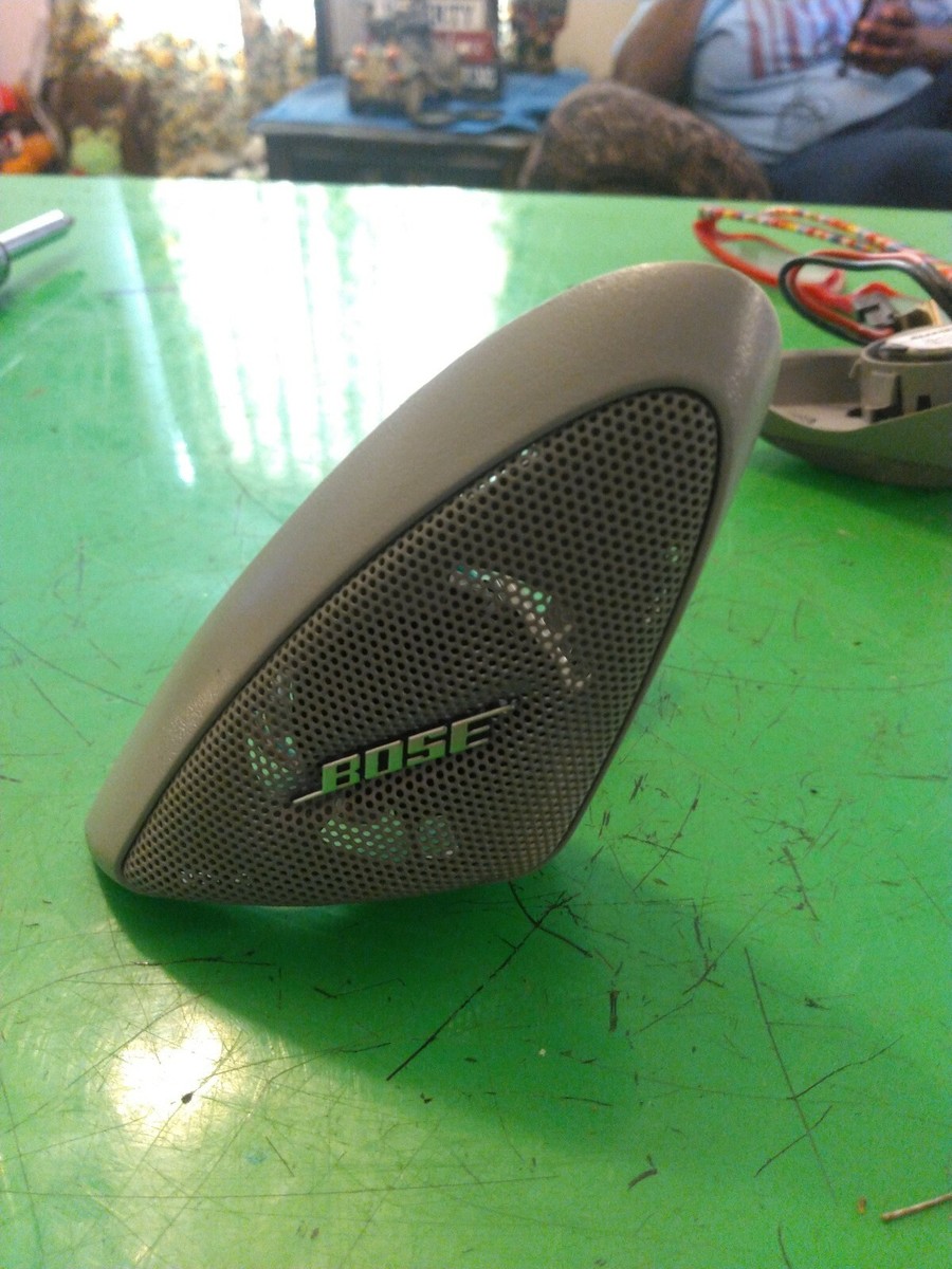 Bose Speaker Rh Front Tweater 05 SRX ID 529801581 plastic broke