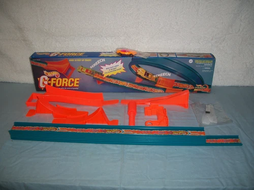 Hot Wheels #1684 G-Force Stunt Set with Mazda MX5 1993