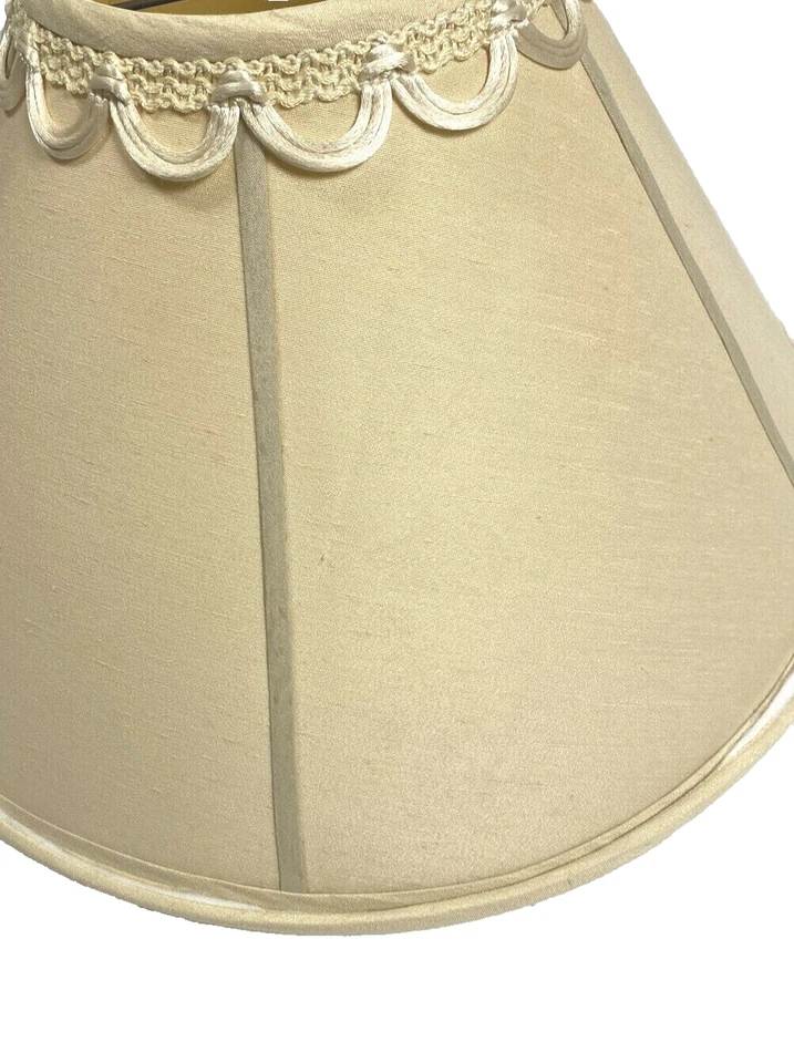 Pantalla de Seda Quoizel Años 60 De Colección Rara Bronceada Beige Imperio Grande Intrincada Retro Foto 3 de 4