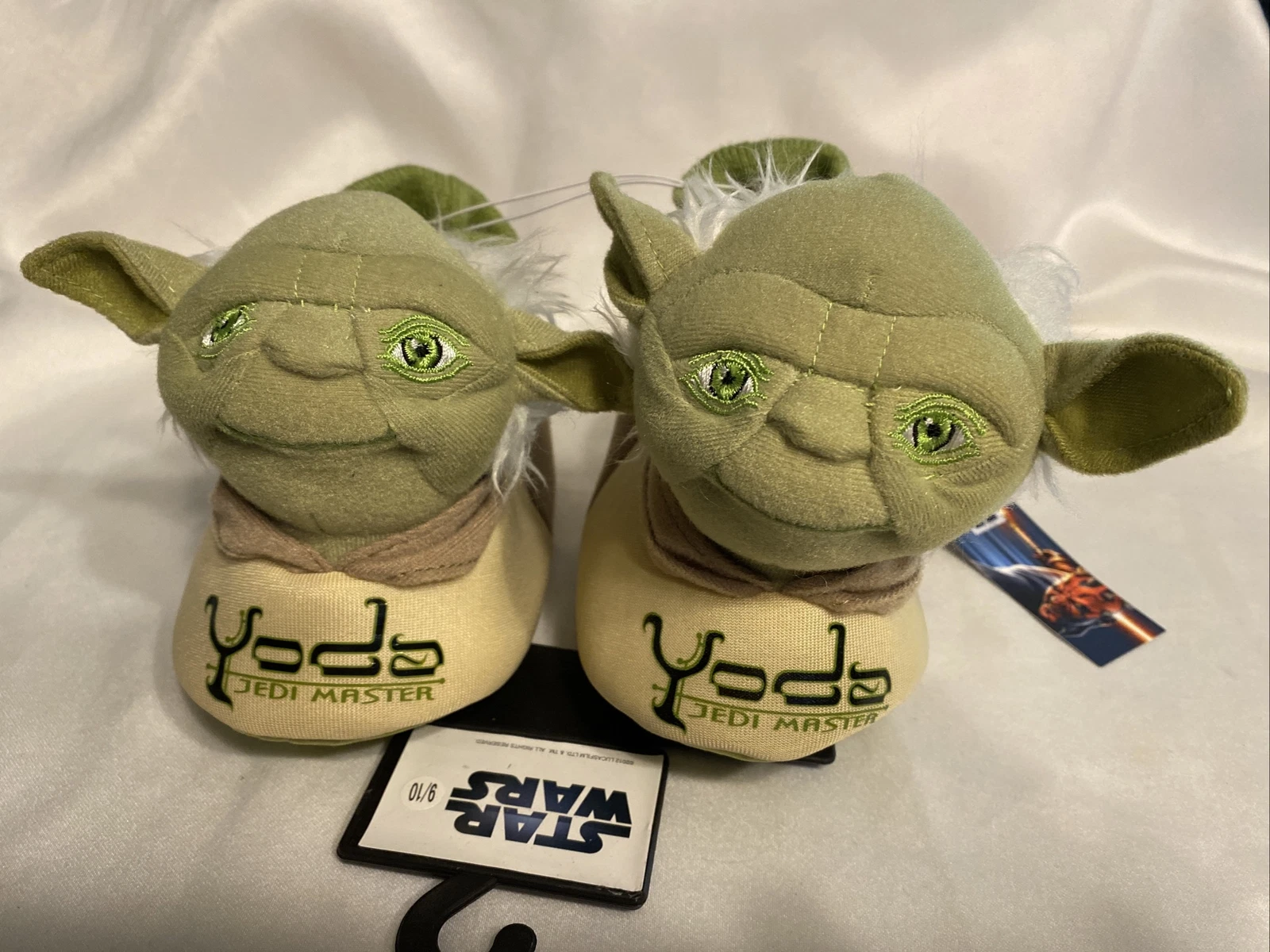 Star Wars The Force Awakens Baby Yoda Jedi Master Plush Sock Top Slippers 9-10