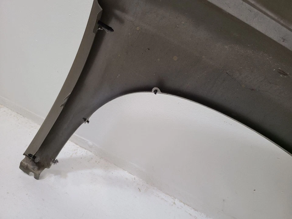 2006 2007 2008 2009 2010 2011 CHEVROLET HHR Driver Left Fender  Foto 4 de 4