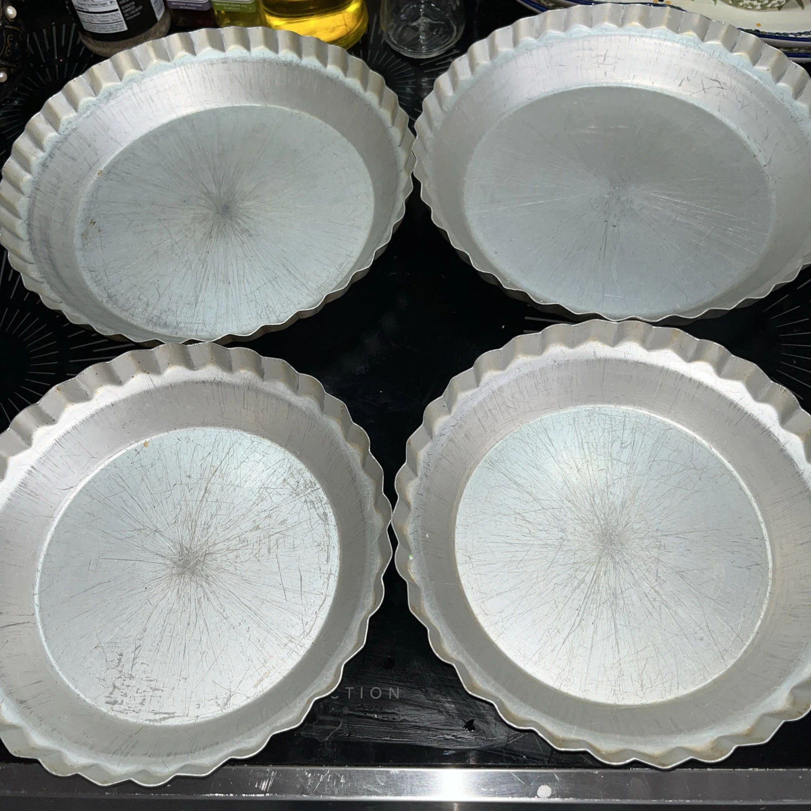 2 Vintage 10” Wear-Ever 2865 Fluted/Ribbed Aluminum Pie Plate + 2 Fluted 8” Pans