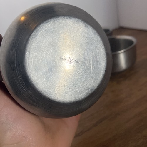 "Lote de 6 tazas de metal de acero inoxidable 18-8 hechas en Japón 2"" de alto 4"" de ancho" - Imagen 4 de 4