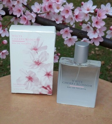 New Bath & Body White Cherry Blossom Bath Body Eau De Toilette 1.7 oz. in Box