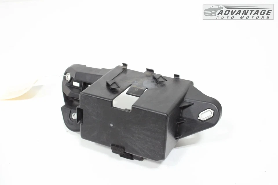 2014-2015 MERCEDES CLA250 C117 2.0L RIGHT SIDE ENGINE MOTOR BATTERY HOLDER OEM - Image 3 of 4