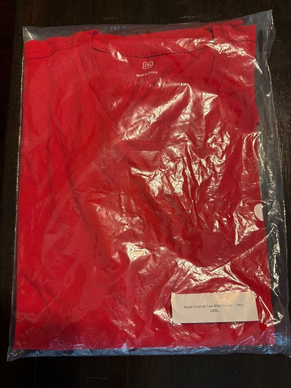 Apple Store Holiday Shirts - 2XL Unisex short sleeve Collectible New In Bag RED