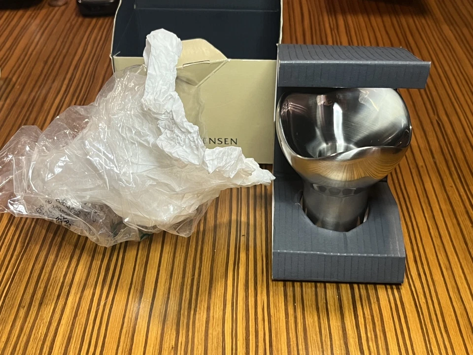 Новый в коробке Georg Jensen Bloom подсвечник 7 см - 1 шт. - Изображение 2 из 4