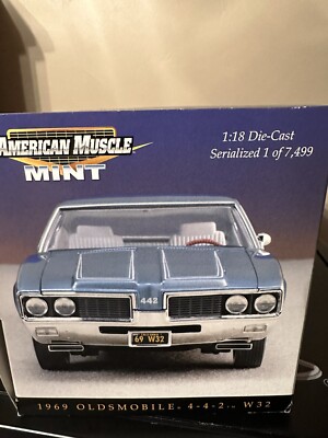 Ertl American Muscle Mint 1/18 SCALE 1969 OLDSMOBILE 442 W