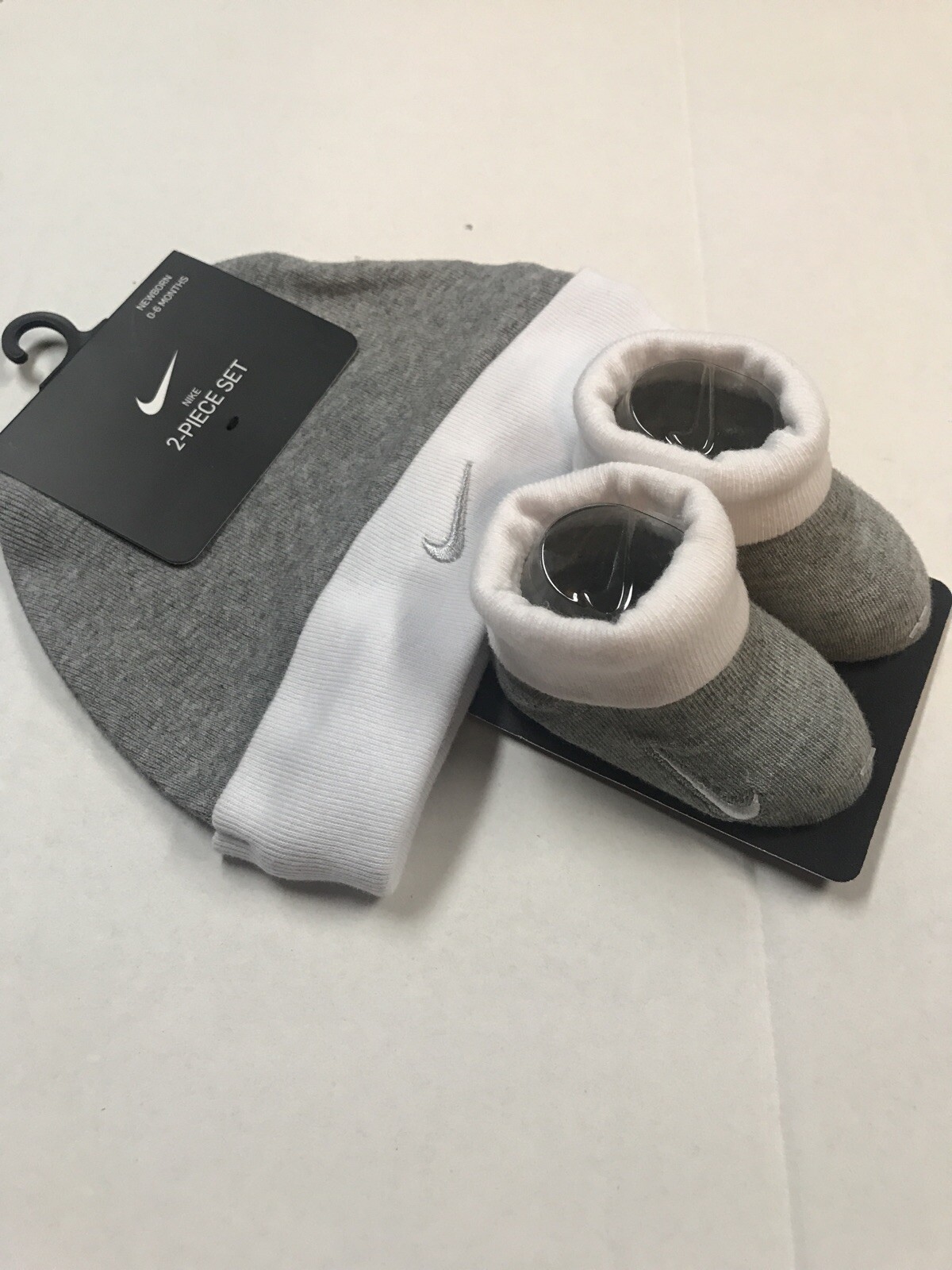 PONY Stivali Nike cappello e culla taglia 0 6 MB neonato bambino grigio bianco nuovi