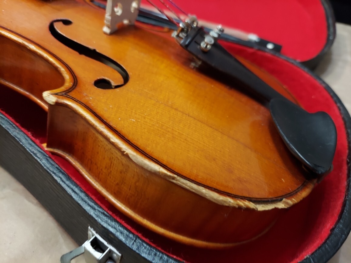 Vintage Erich R Pfretzschner 4/4 violin, Germany, with