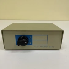 Manual Data Transfer Switch Box - Two Position A/B Switch No Brand