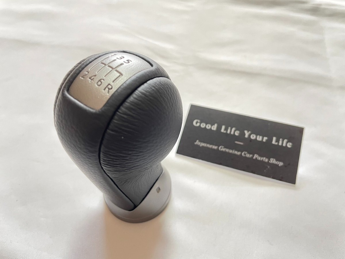 ☆ Infiniti Nissan Genuine G35 V35 Black Leather 6MT Shift Knob