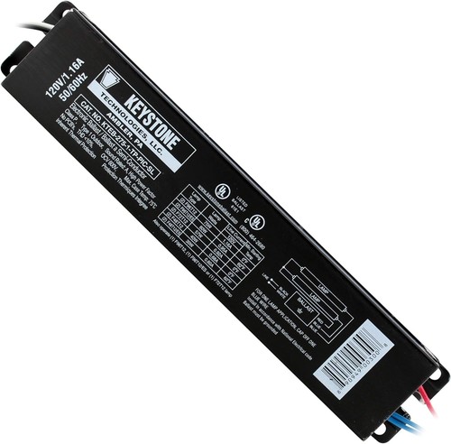 STARLUX militaire parachutiste série luxe (ref 5070) chargeant